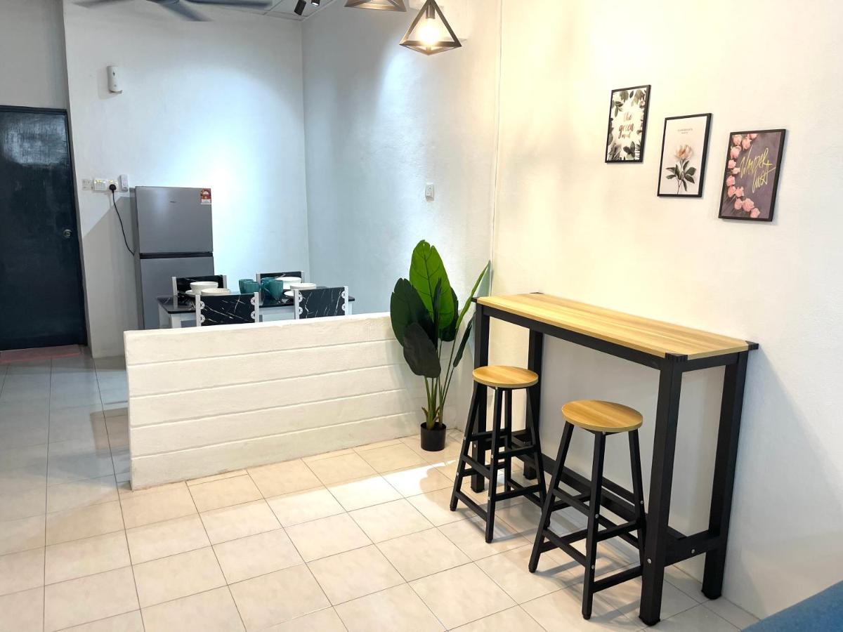 Entire Cozy Home 16 • 3 Bedroom @ Alma Bukit Mertajam Exteriör bild